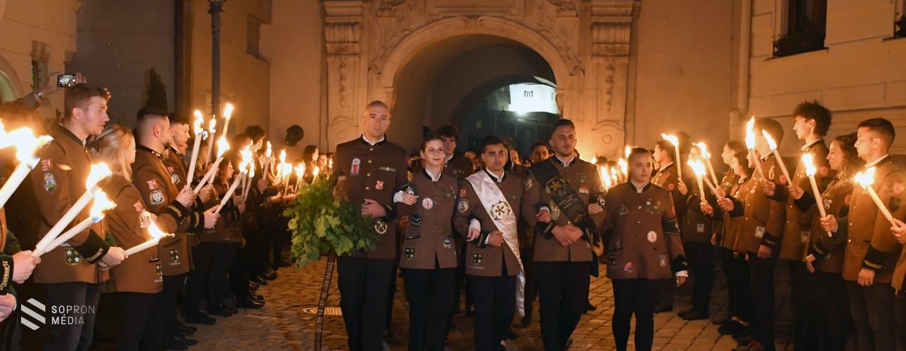 Valétálás 2025 – A ballagás selmeci gyökerei nyomán búcsúznak a végzősök a Soproni Egyetemen