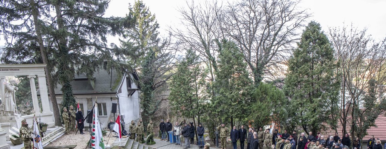 Átadták a felújított Bánfalvi Hősi Temetőt