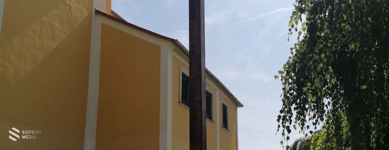 Megújult a kópházi millenniumi kettőskereszt