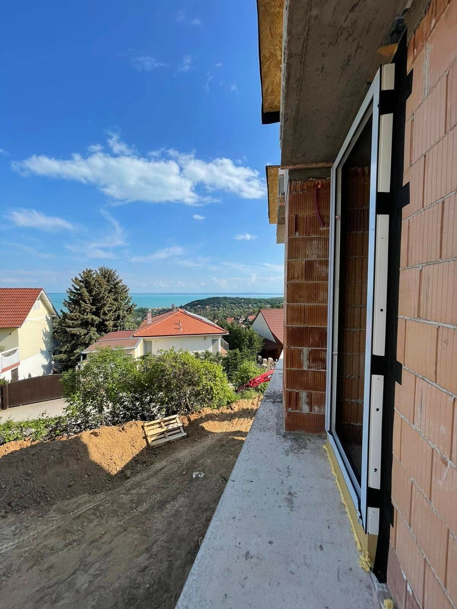 Internorm Balaton Internorm ablakon át