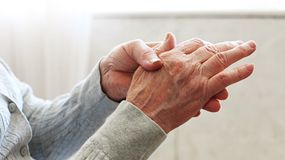 Október 12. az arthritis világnapja