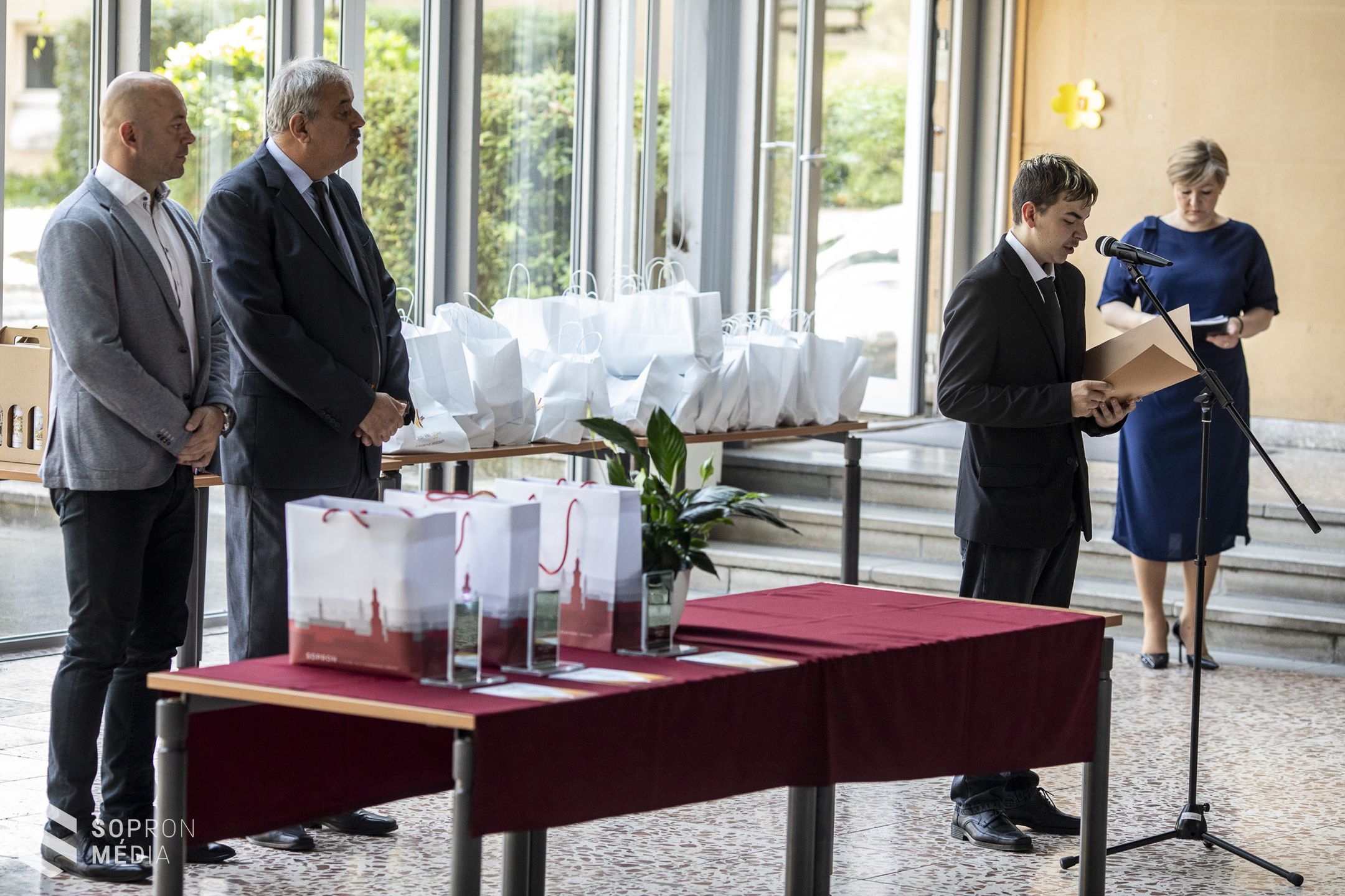 Vermes Miklós Nemzetközi Fizikaversenyt tartottak a Vas- és Villamosipari Technikumban