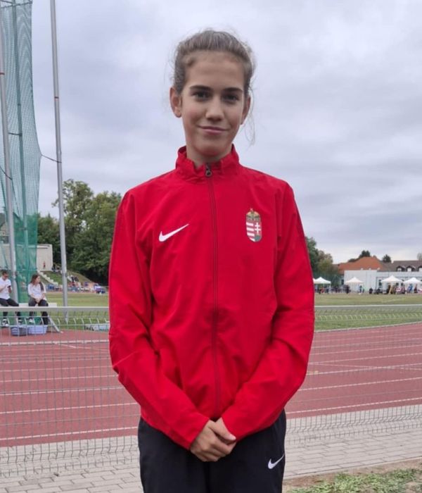 Egyéni csúcsokat is ugrott Veronika az országos bajnokságon