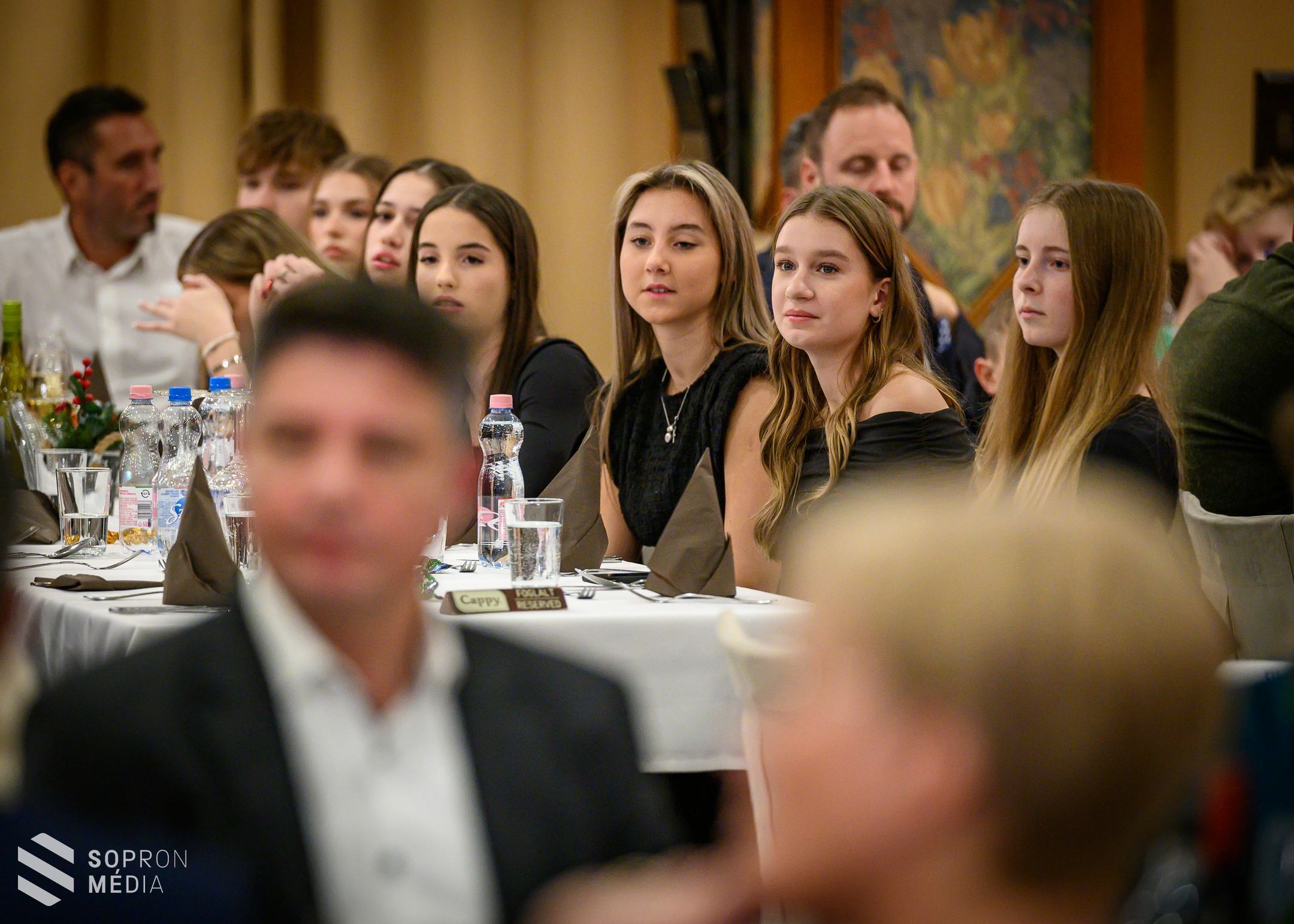 Ünnepélyes évzárót tartottak a teniszezők a Hotel Sopronban