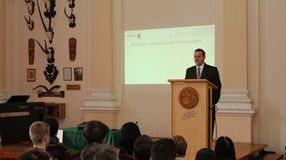 Több, mint 400 milliós támogatásból részesül a Roth Gyula Szakgimnázium!