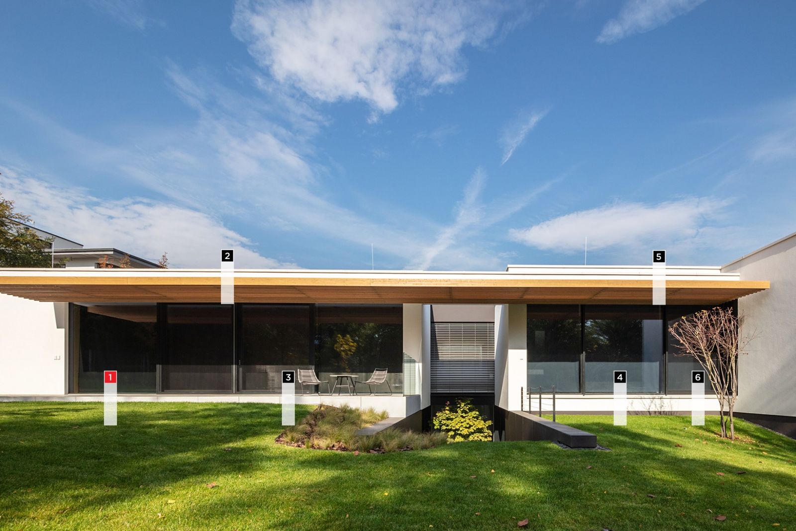 FEKETE-FEHÉR BUDAPEST