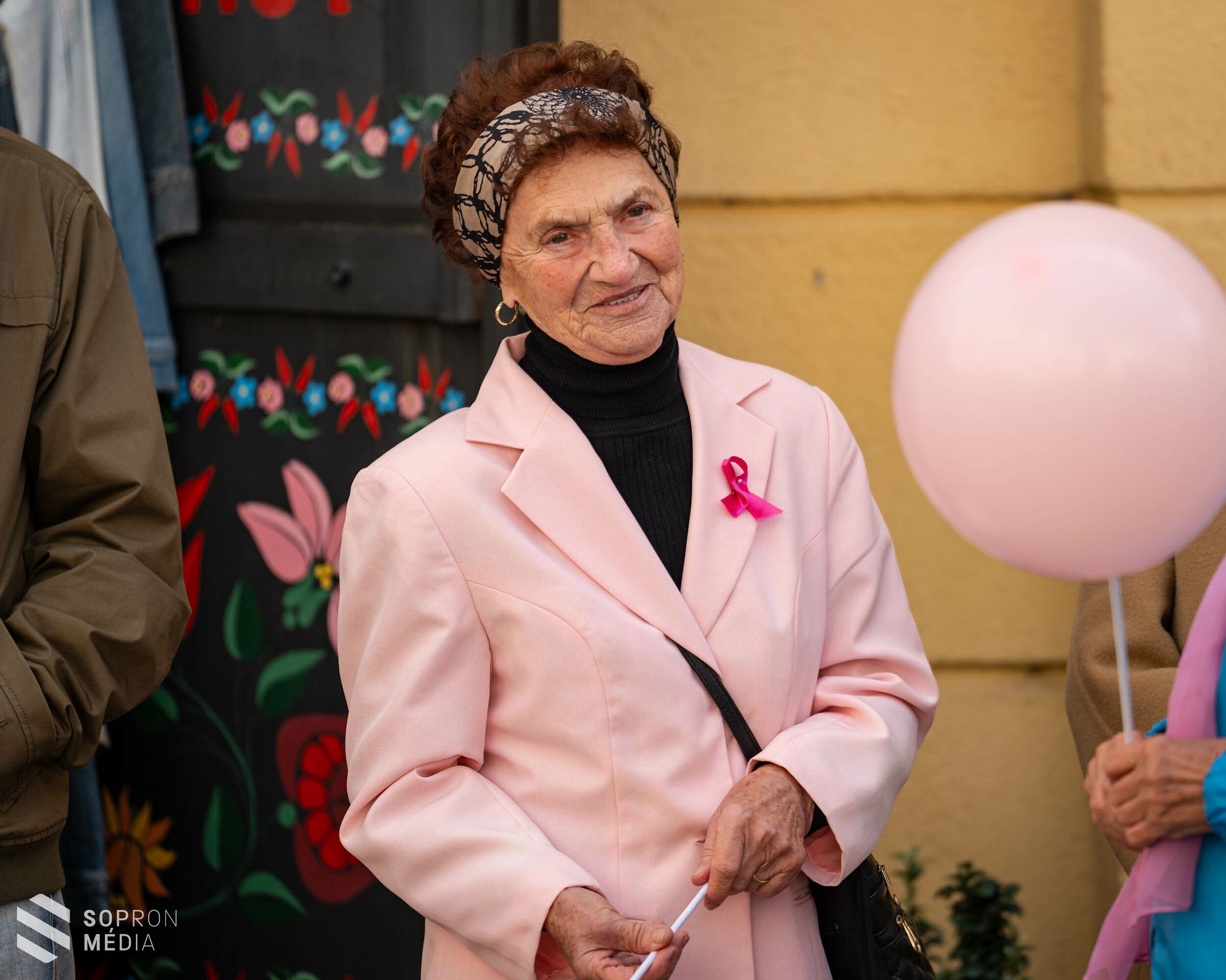 Pink séta a mellrák elleni küzdelemért