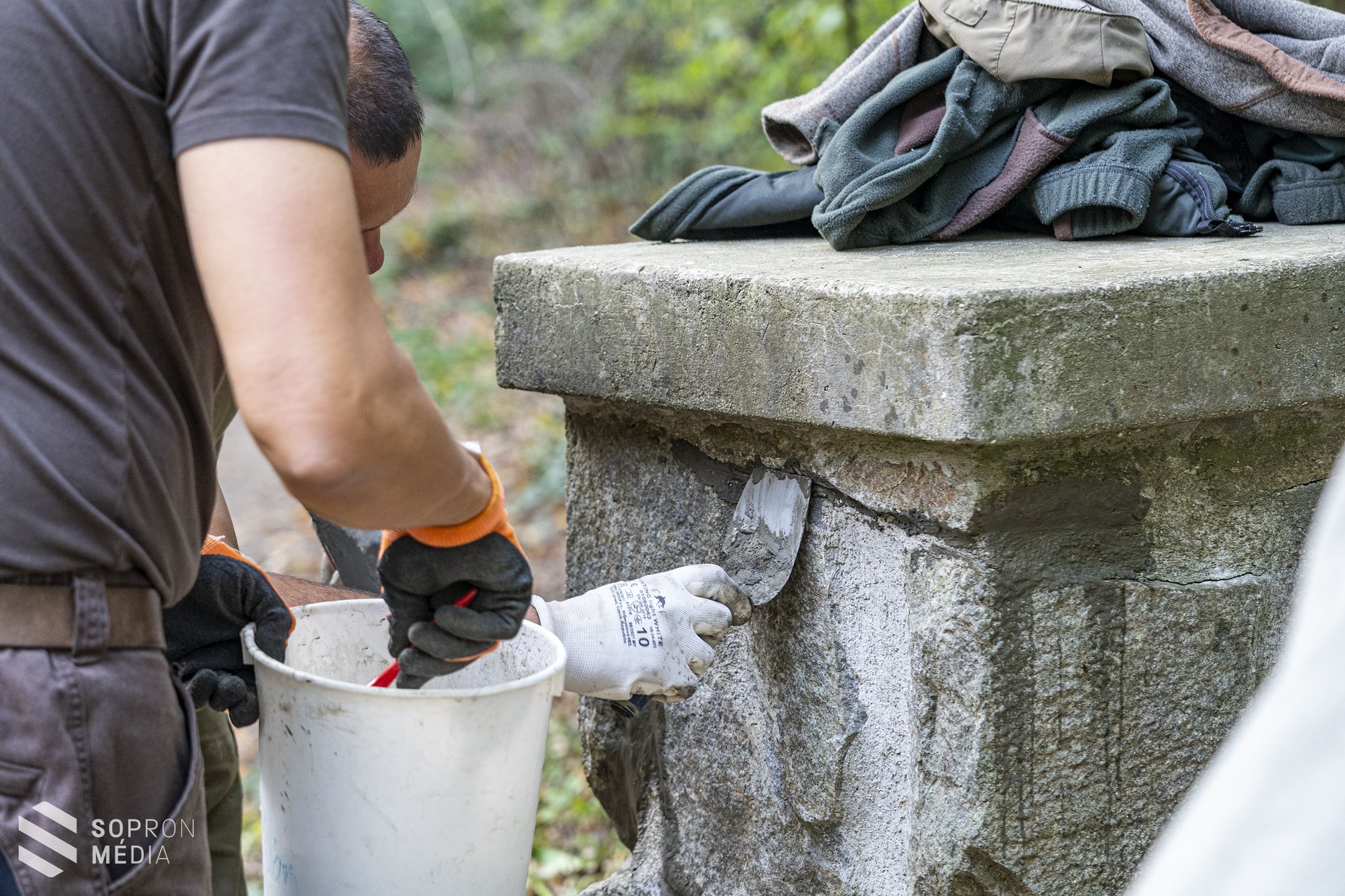 Felújították Muck Endre emlékművét