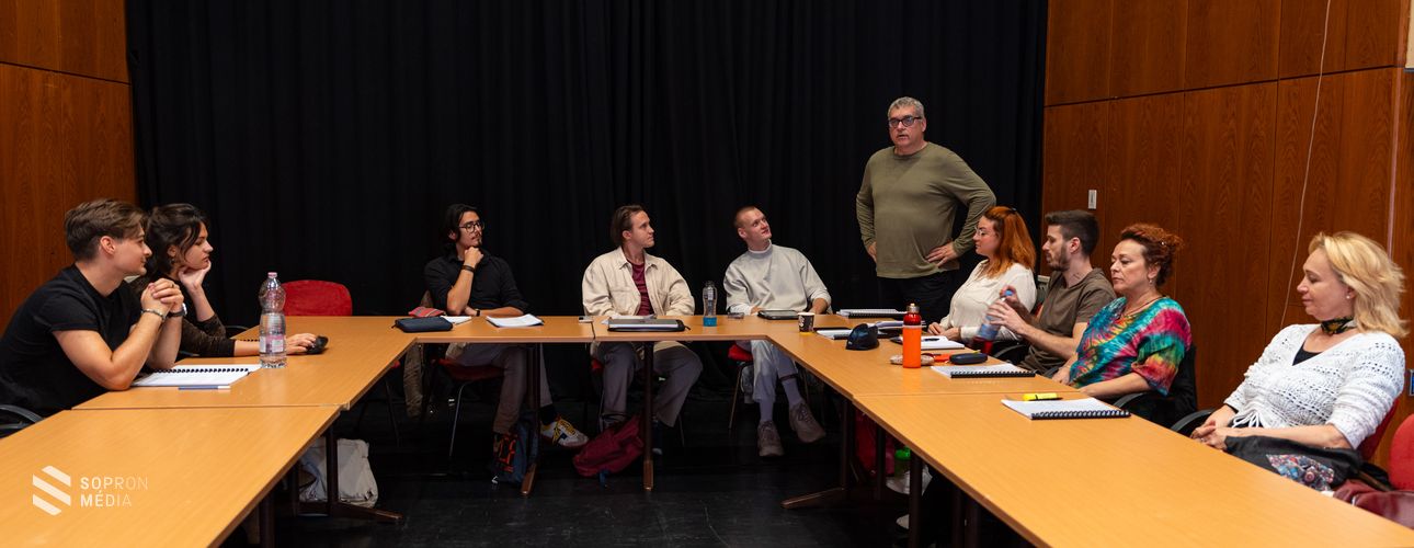 Megtartották a Terike és Irén olvasópróbáját a Soproni Petőfi Színházban