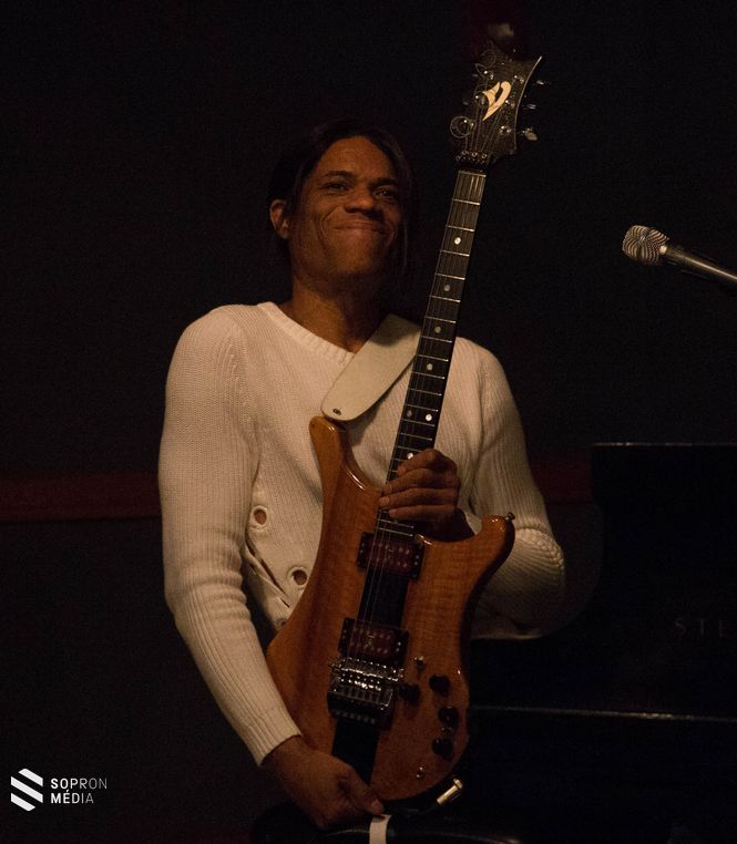 Stanley Jordan