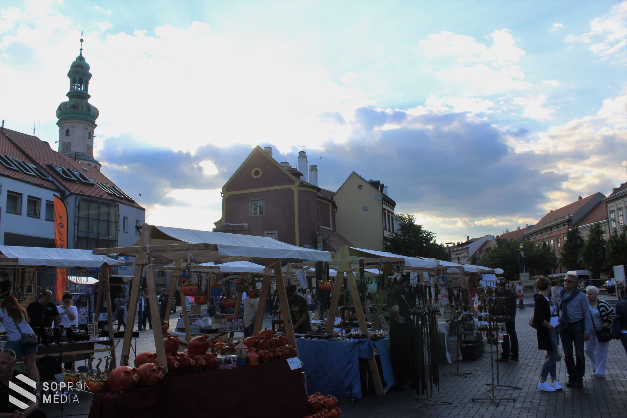 Megnyílt a XXVI. Soproni Borünnep! (galéria)