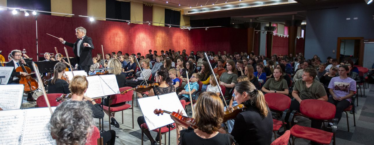 Ifjúsági koncertet tartottak a Liszt-központban