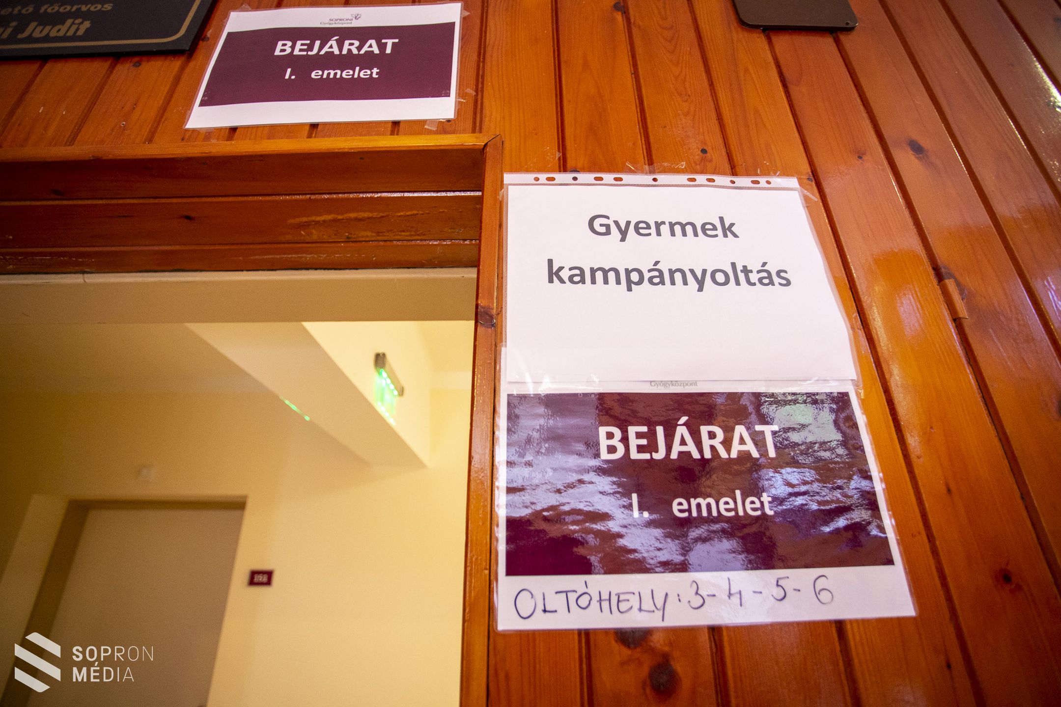 Elindult a 12 és 18 év közötti fiatalok iskolai oltókampánya