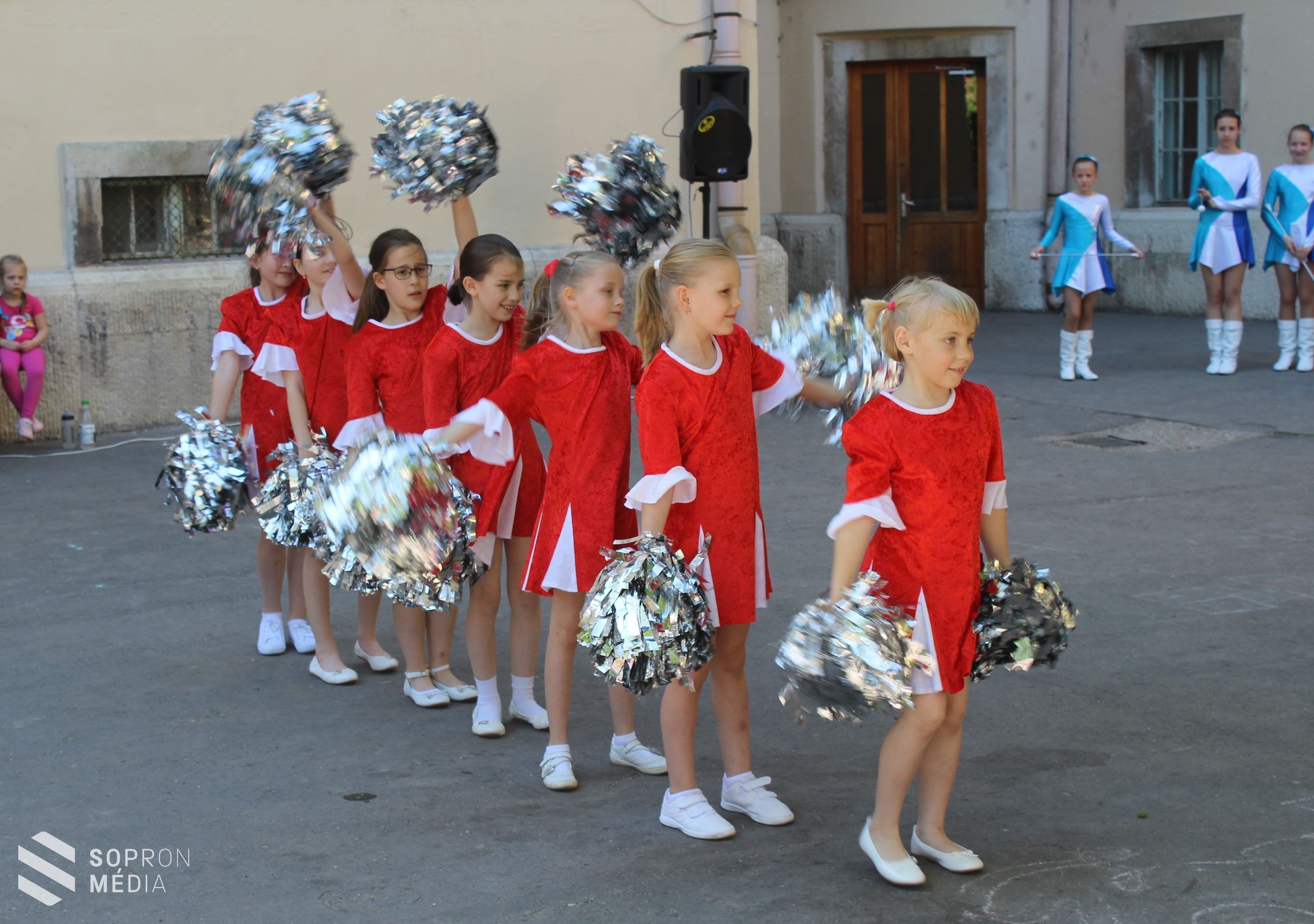 Gyereknap volt a Deák Téri Iskolában (galéria)