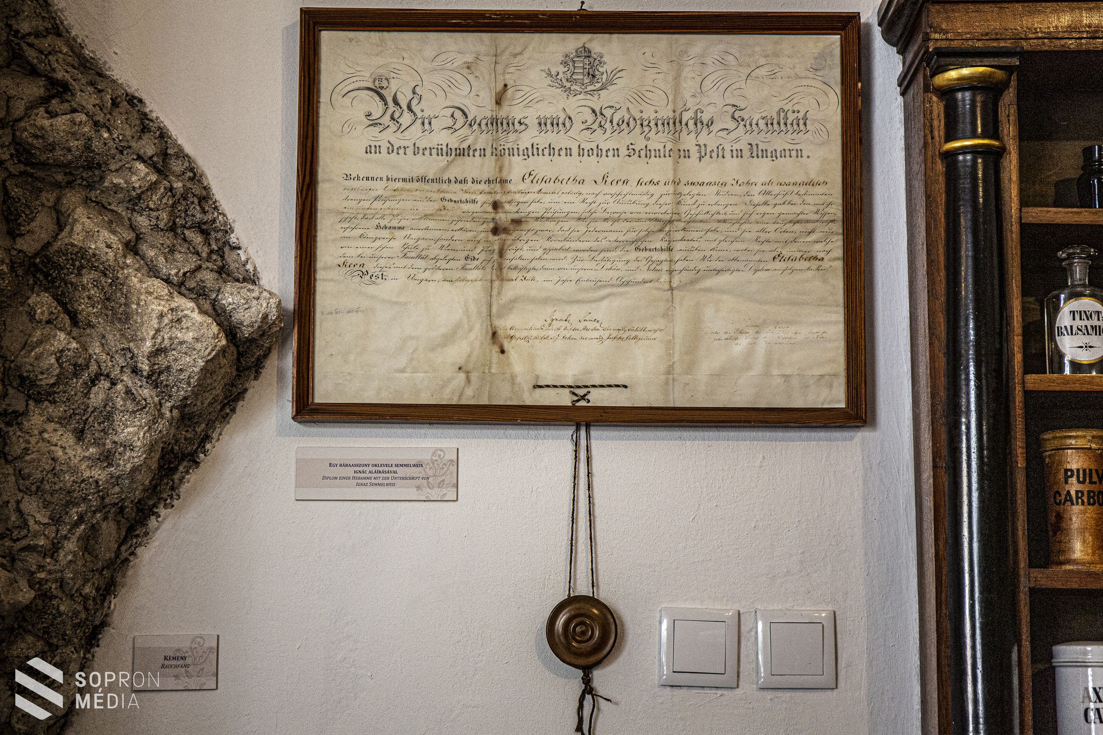 Az épület, melynek története összeforrt a gyógyítással