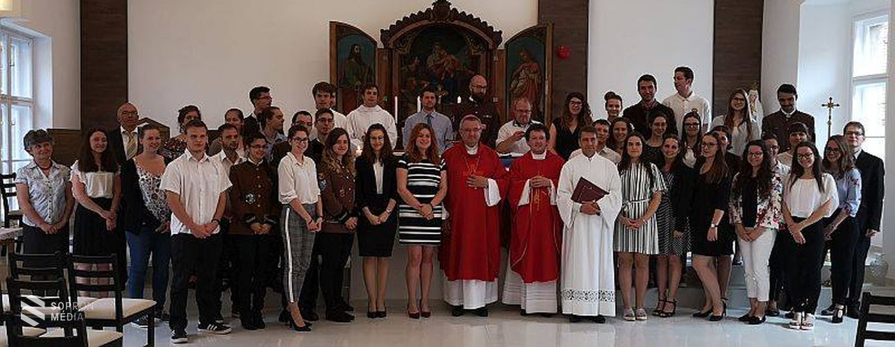 Szentmisét mutatott be a megyéspüspök az Egyetemi Kápolnában