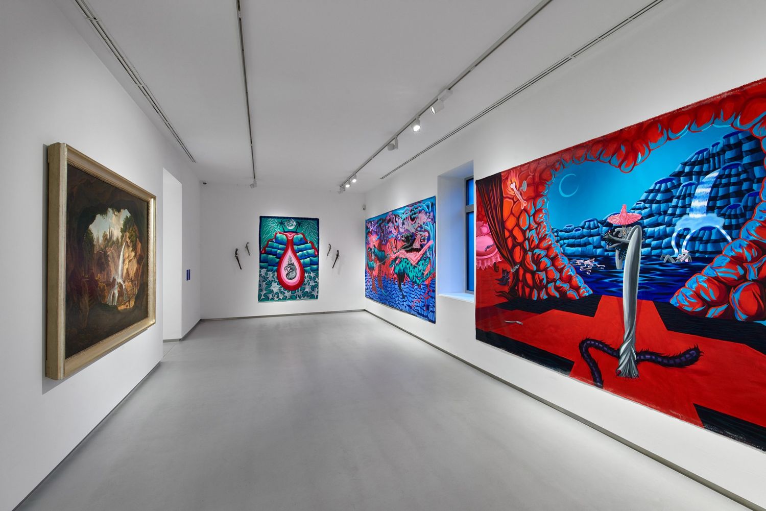 Finisszázs és katalógus bemutató a Q-ban