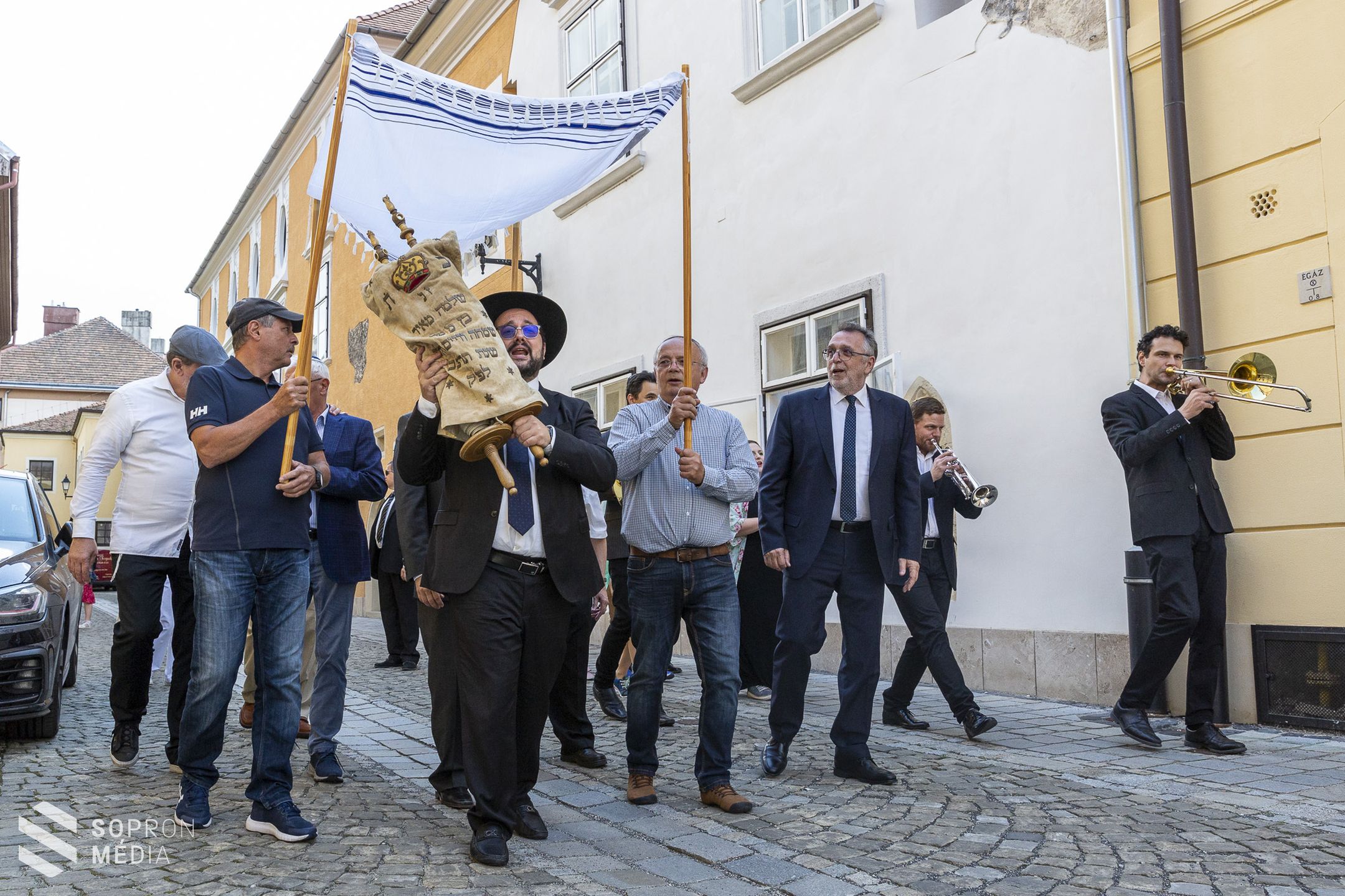 Birtokba vehette a soproni zsidóság a felújított Új utcai Ó-Zsinagóga Ispotály épületét