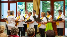 Megnyitották az „Életet az éveknek” Országos Klubszövetség XII. Kulturális Fesztiválját