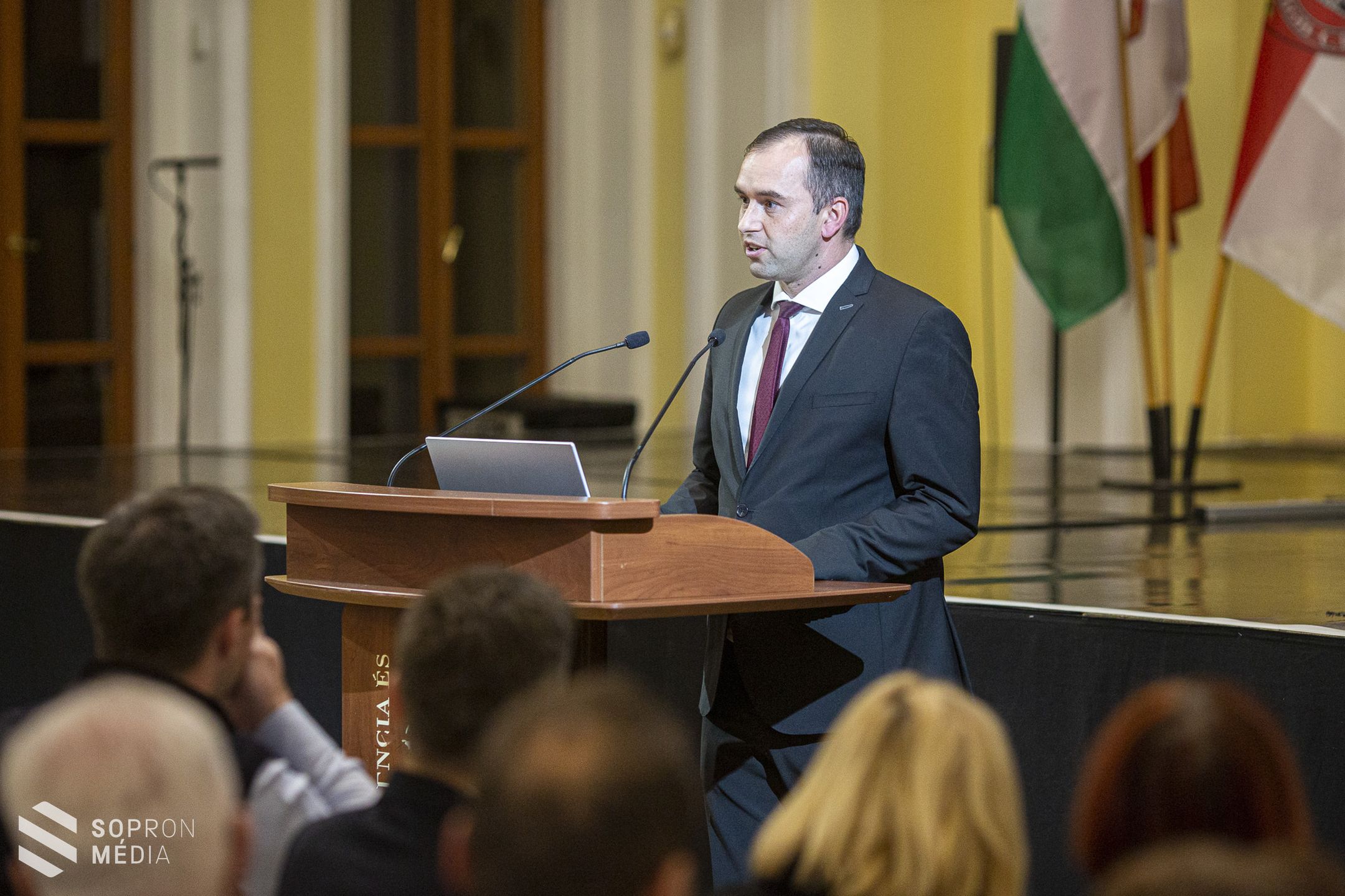 Kocsis Máté tartott lakossági fórumot Sopronban