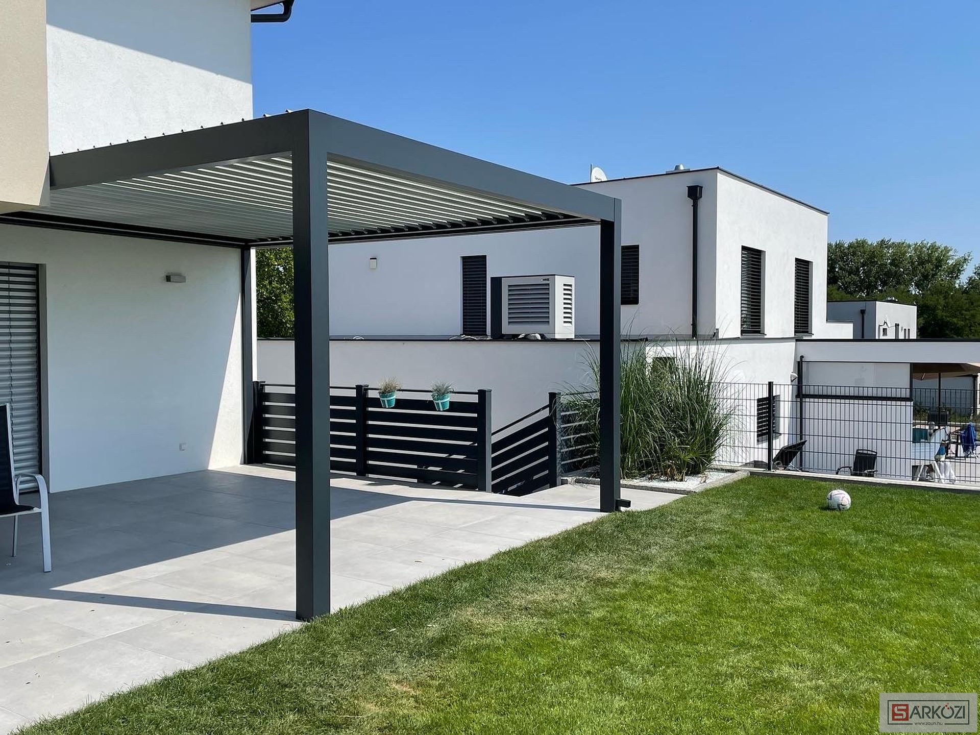 Bioklimatische Pergola 45