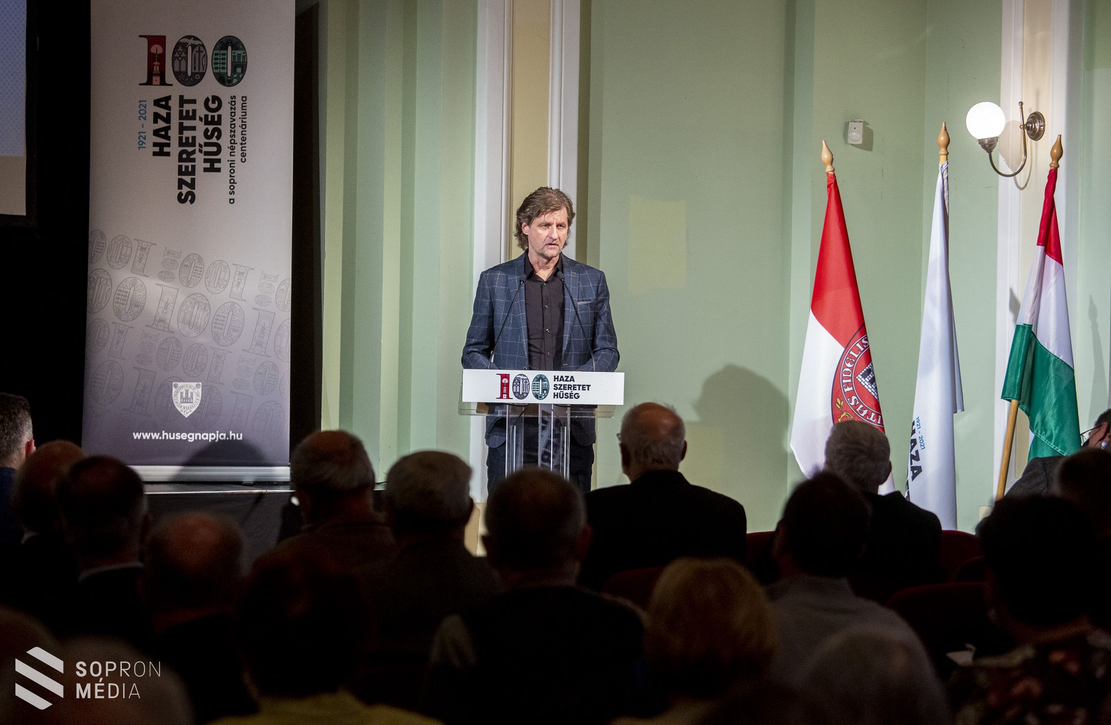 Történelmi konferencia a centenárium jegyében