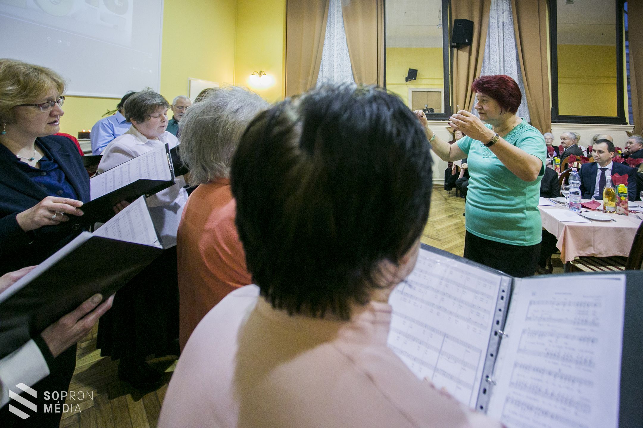 Karácsonyi rendezvényt tartott a Pedagógus Nyugdíjas Klub 