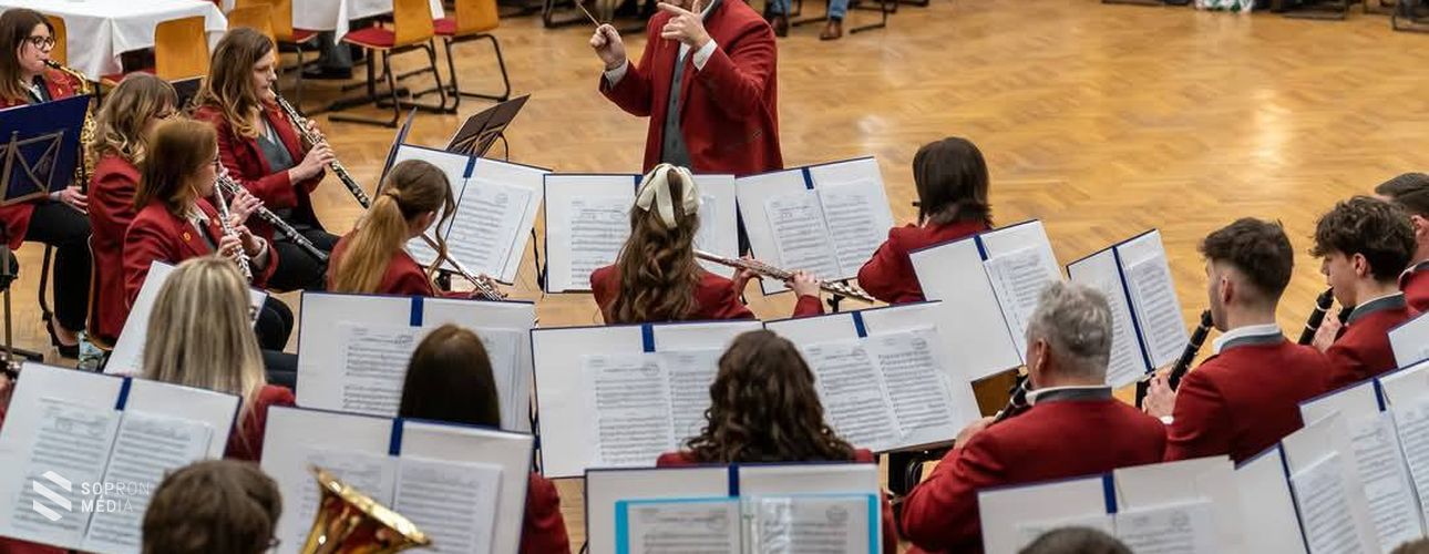 Kiváló hangulatban telt a soproni Zenészbál