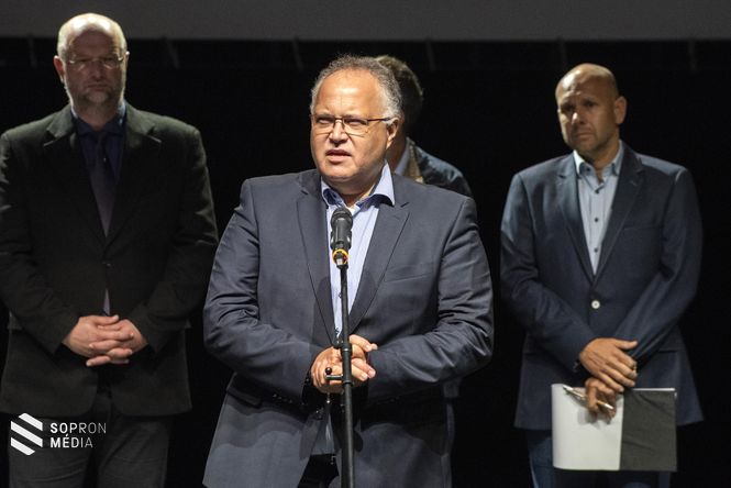 Dr. Fábián Attila