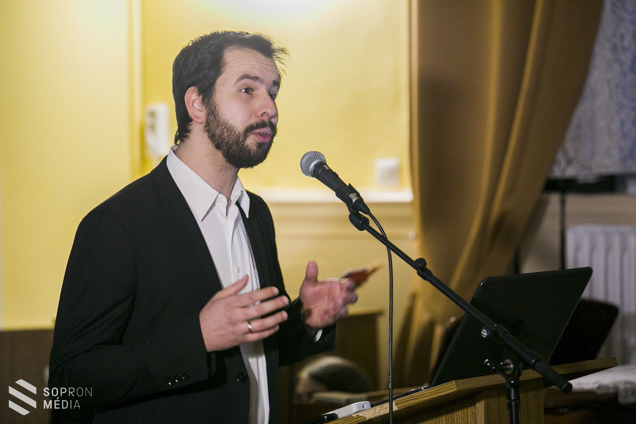 Karácsonyi rendezvényt tartott a Pedagógus Nyugdíjas Klub 
