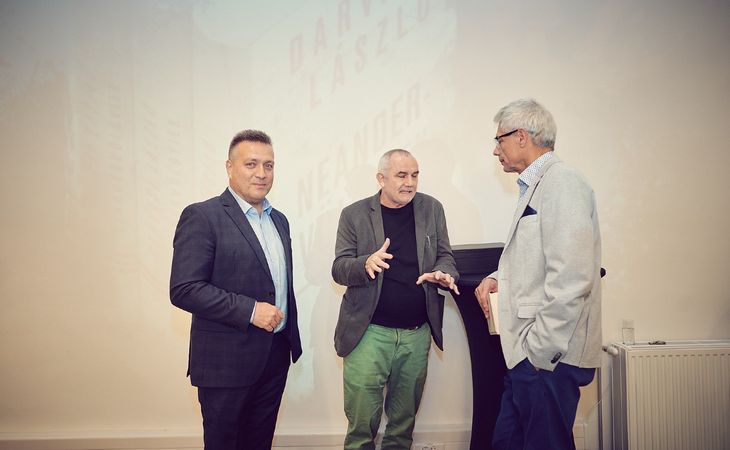 Darvasi László kapta az idén alapított Esterházy Irodalmi Díjat-TELEX.HU