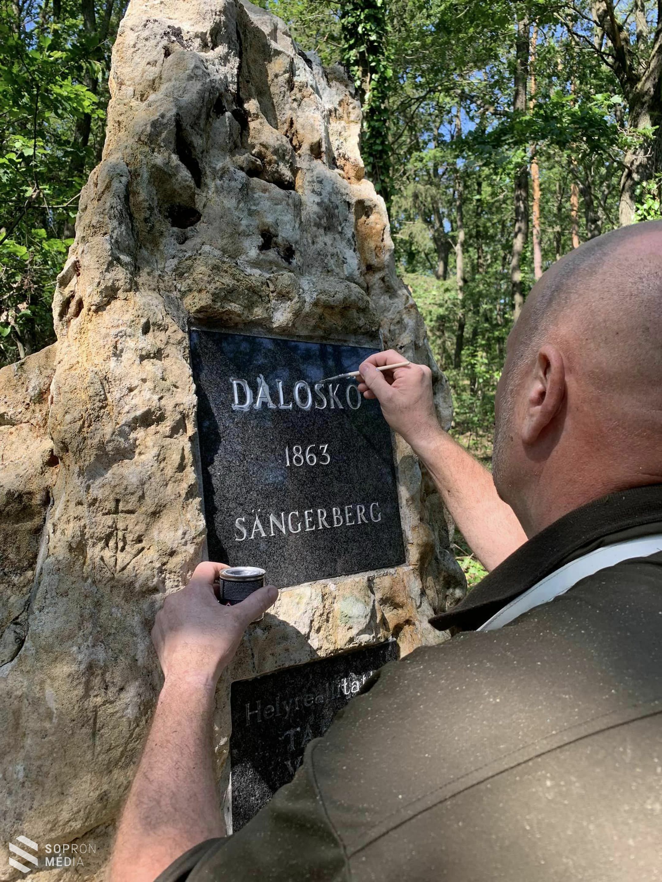 Megszépült a Daloskő és az Altdörfer-páholy