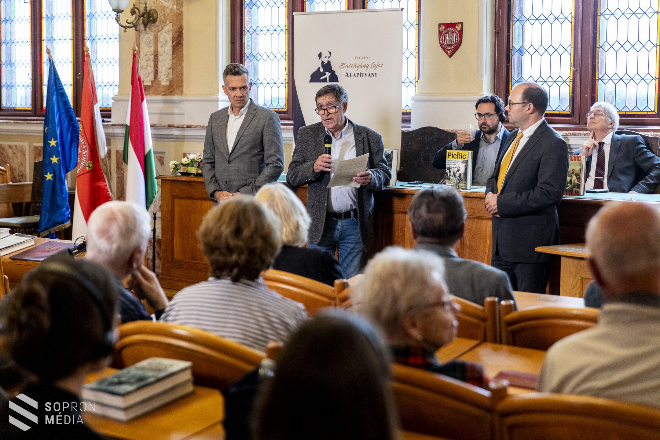 A páneurópai pikniknek állít emléket az Áttörés című könyv