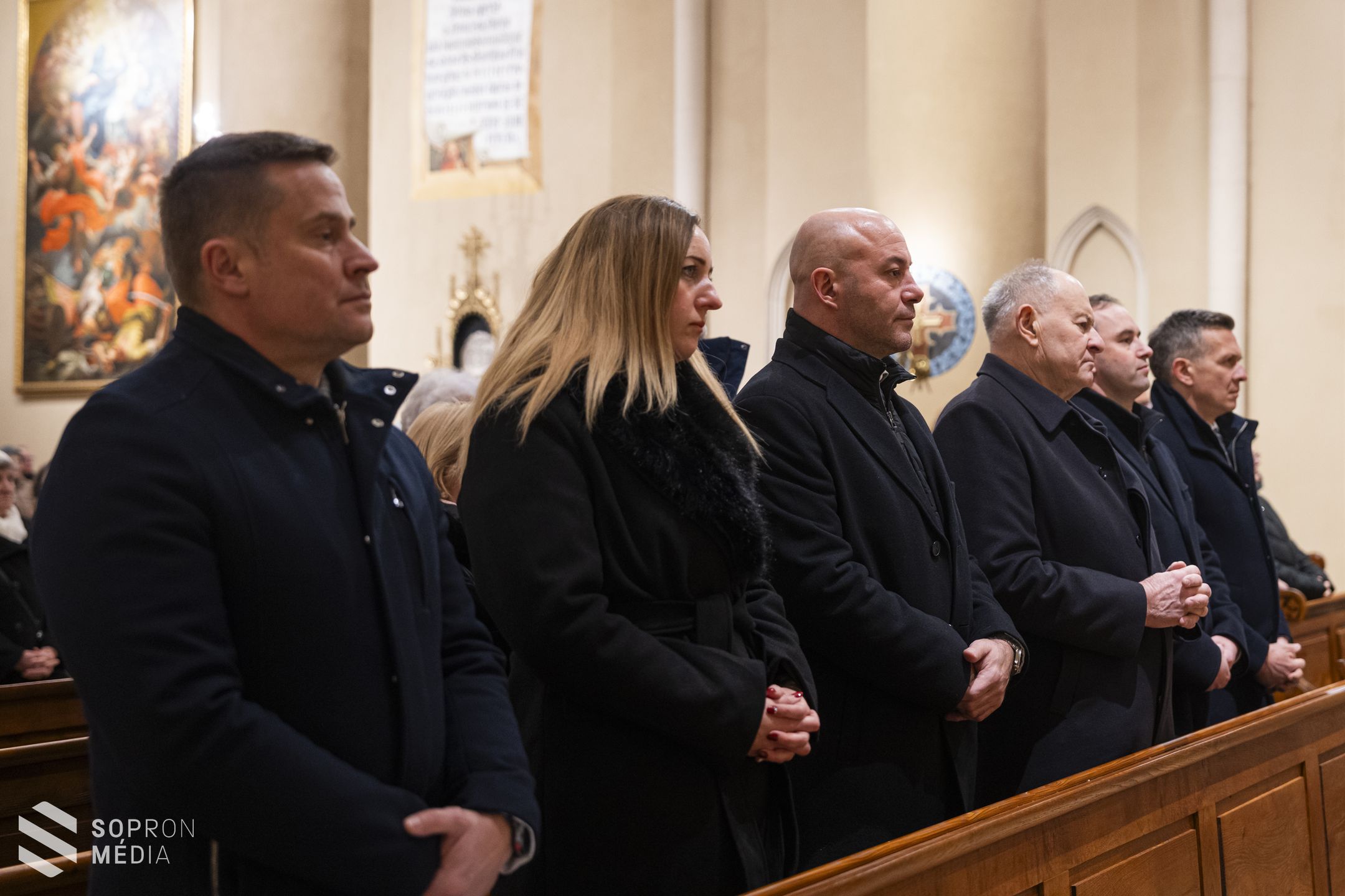 Hűség napi szentmisét tartottak a Szent Mihály-templomban