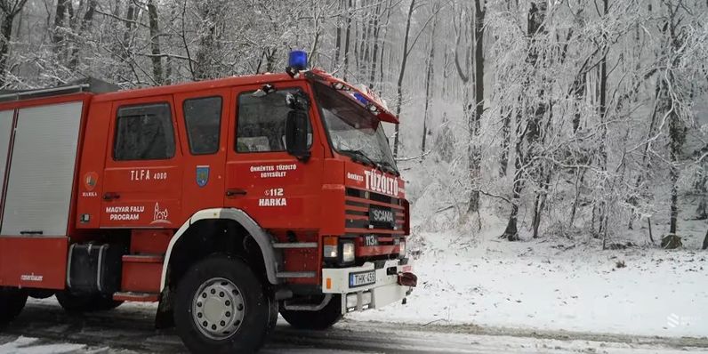 Viharos időjárás: kidőlt fák nehezítették a közlekedést Sopronban