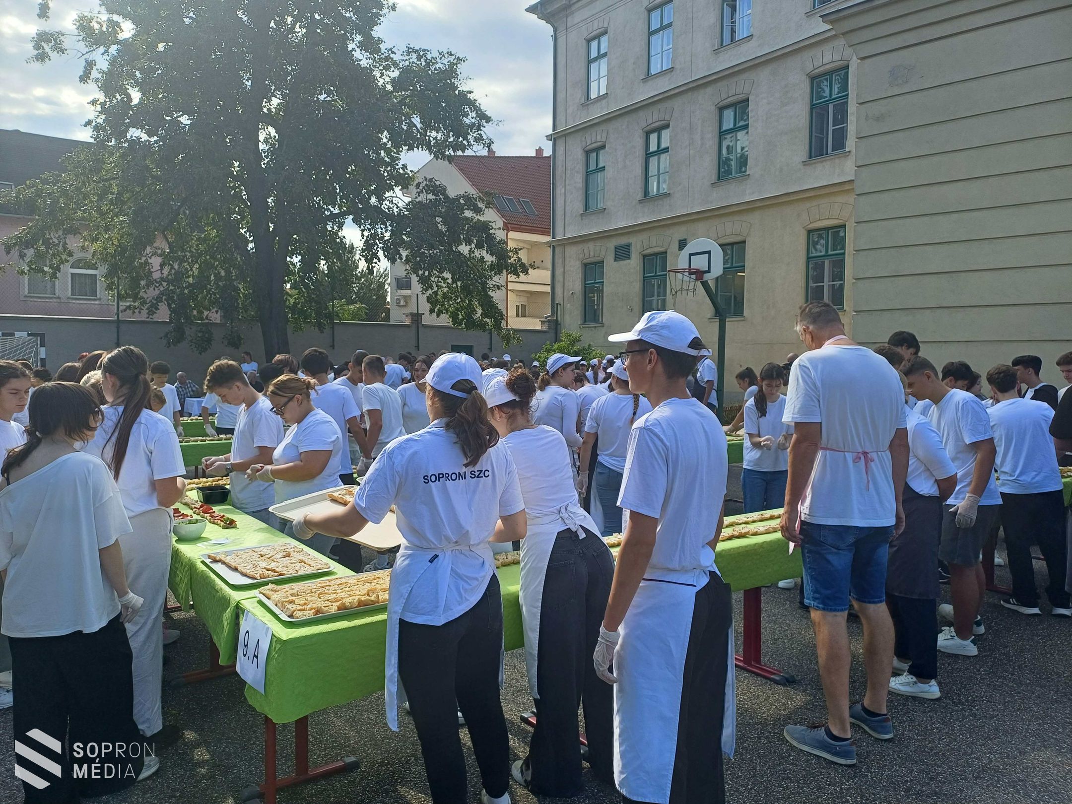 Hatvan év, hatvan méter: Nagyszabású jubileumi évet indított a Soproni SZC Vendéglátó, Kereskedelmi Technikum