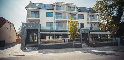 ONYX LUXURY Sárvár