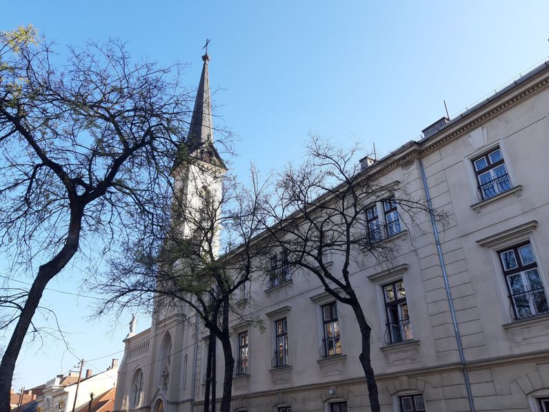 A soproni „Szürkék” temploma