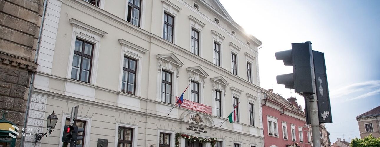  Lilivel az Amazonok földjén