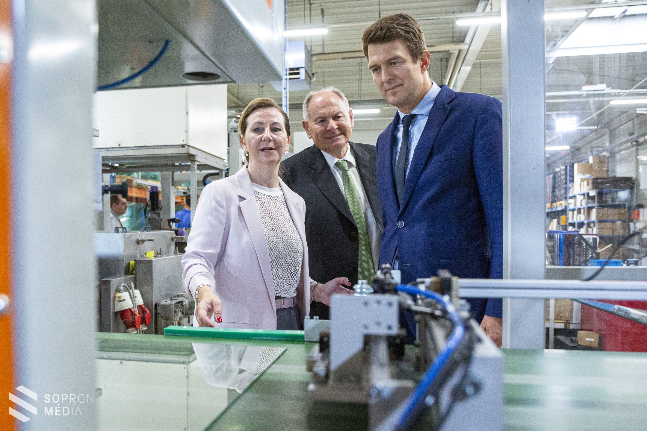 Fejlesztésekkel fokozza teljesítményét a Hirschler Glas