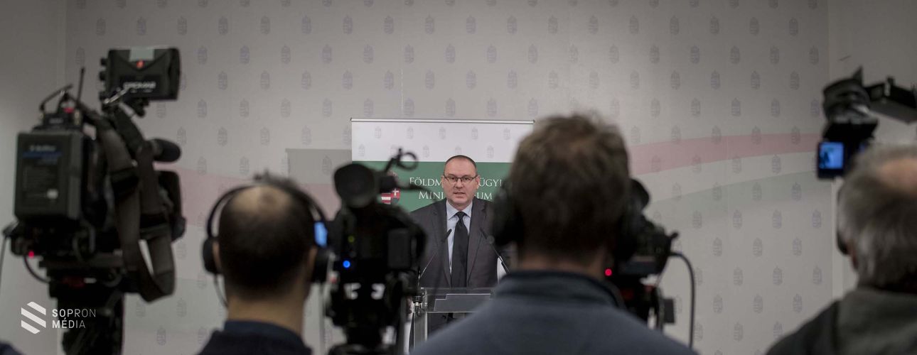 Mintegy 100 termék átfogó vizsgálatát rendelte el a földművelésügyi miniszter