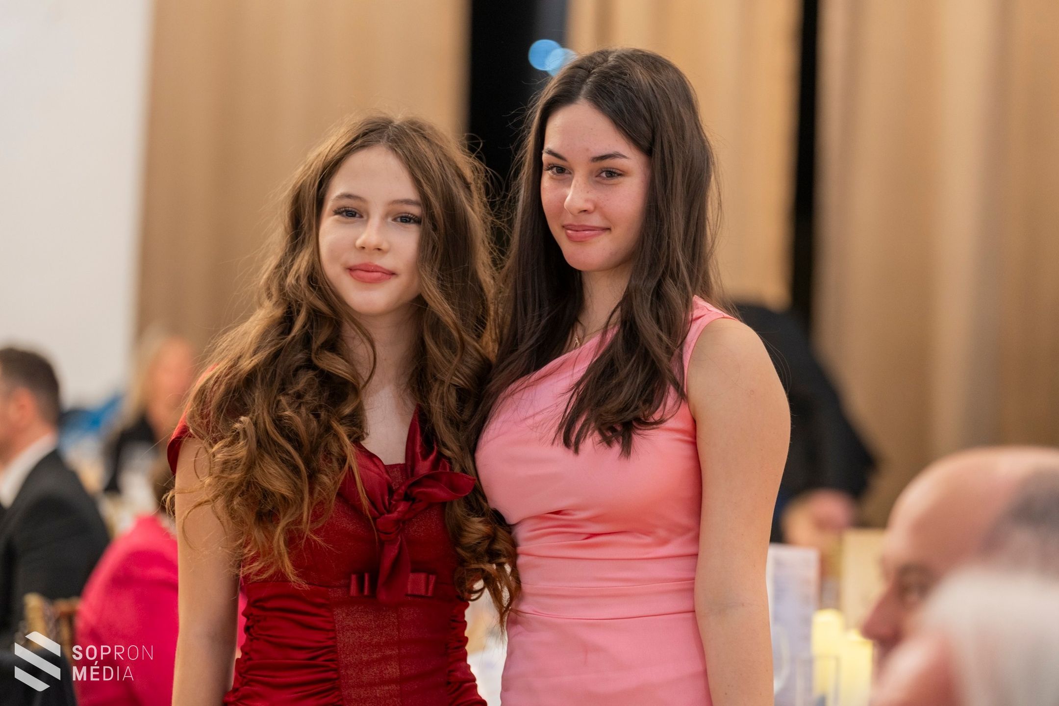 Egy este a soproni gyermekotthonok lakóiért