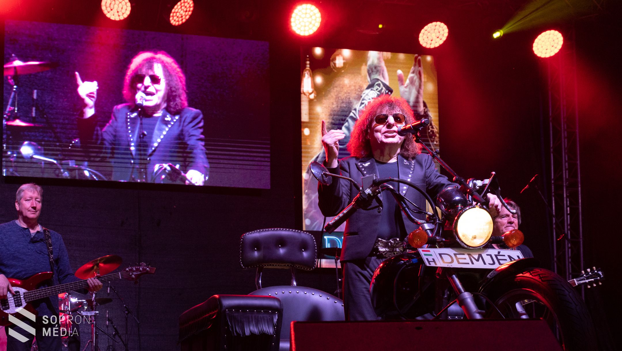 Őszi Hacacáré - Fergeteges koncertet adott Demjén Ferenc