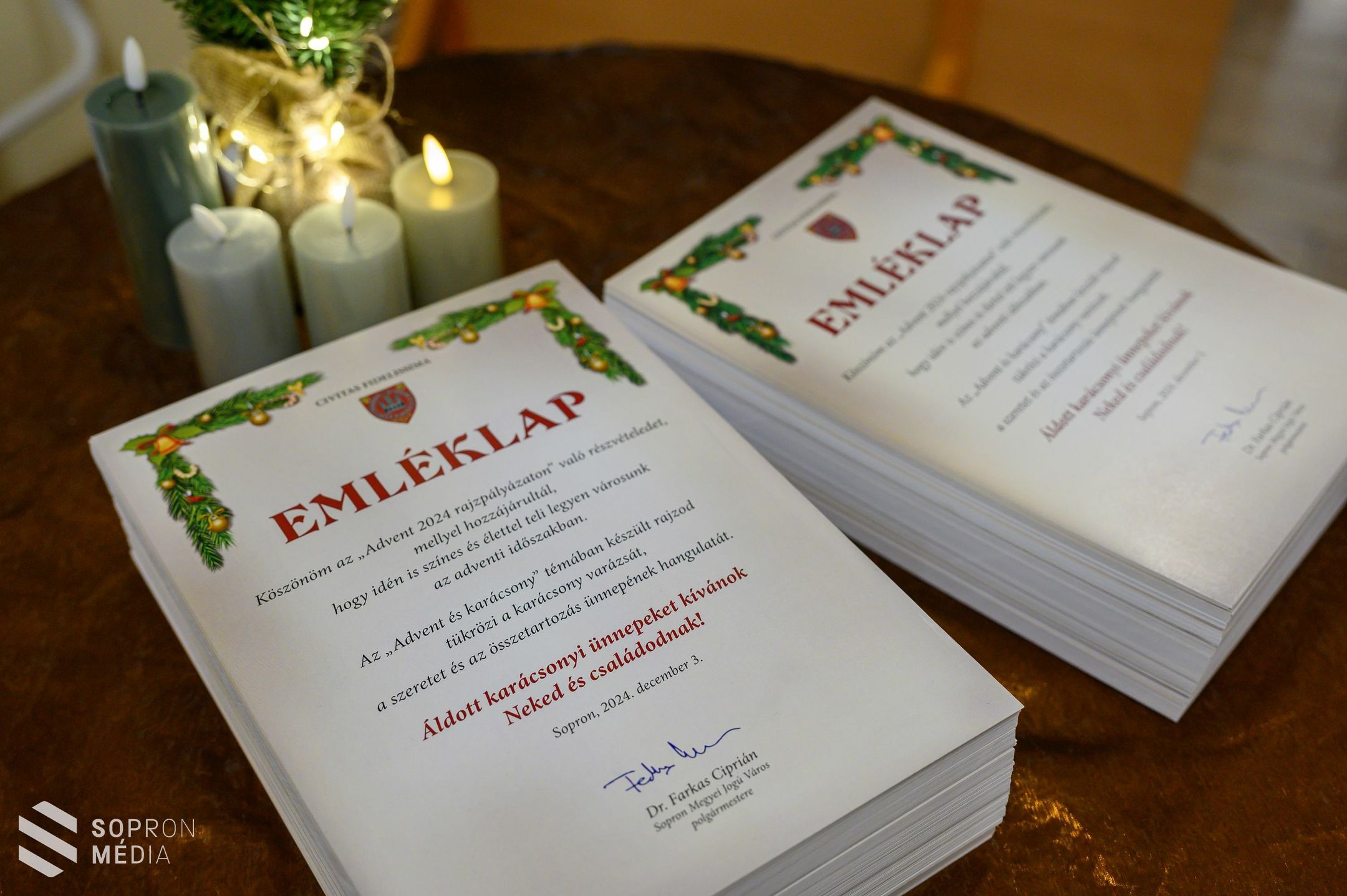 Ünnepélyes megnyitót rendeztek az adventi rajzpályázatnak