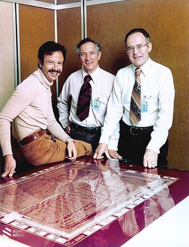 Balról jobbra: Andy Grove, Robert Noyce, Gordon Moore. 1978