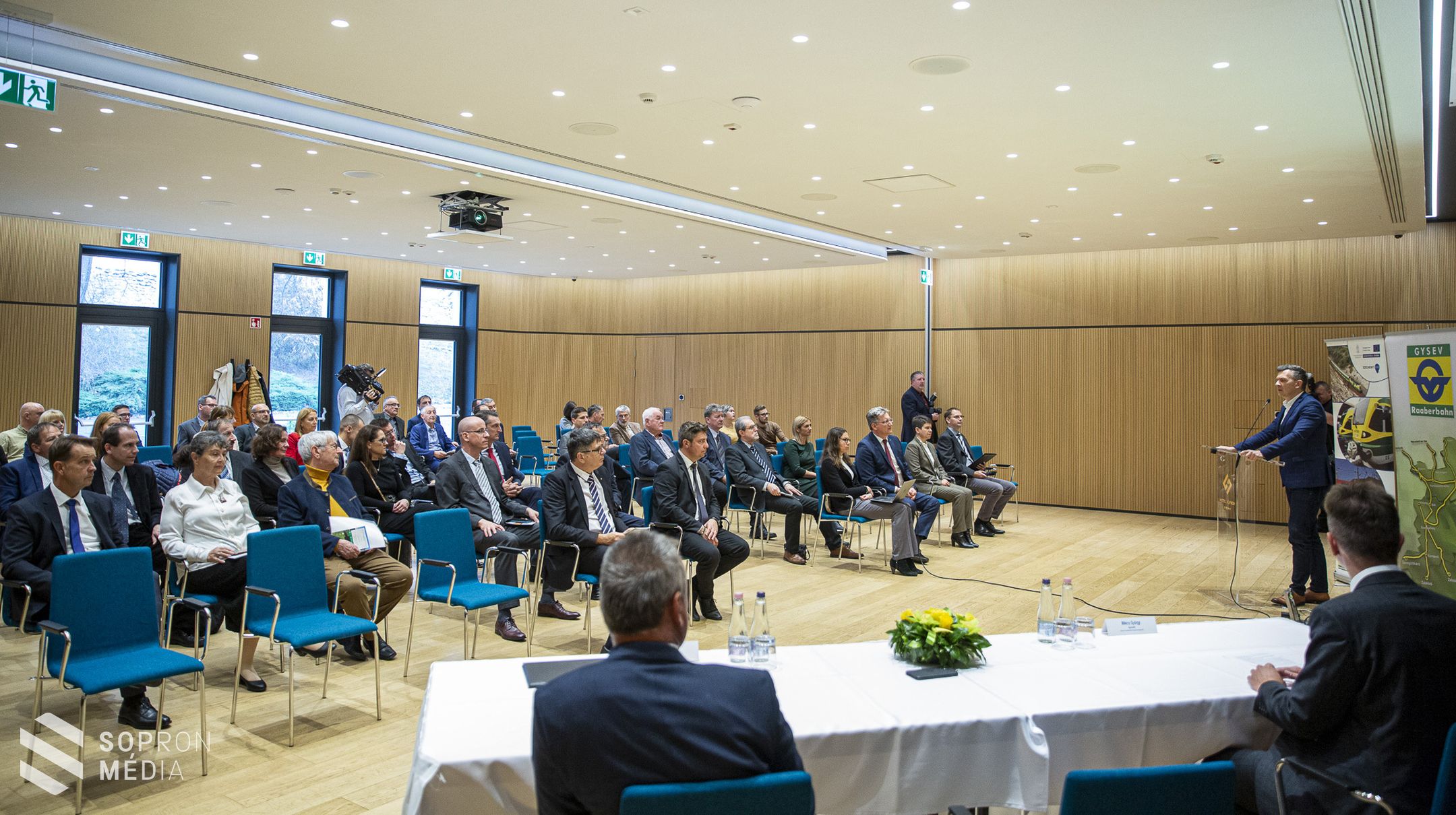 Biztonságosabb lesz az utazás a Sopron – Szombathely – Szentgotthárd vasútvonalon!