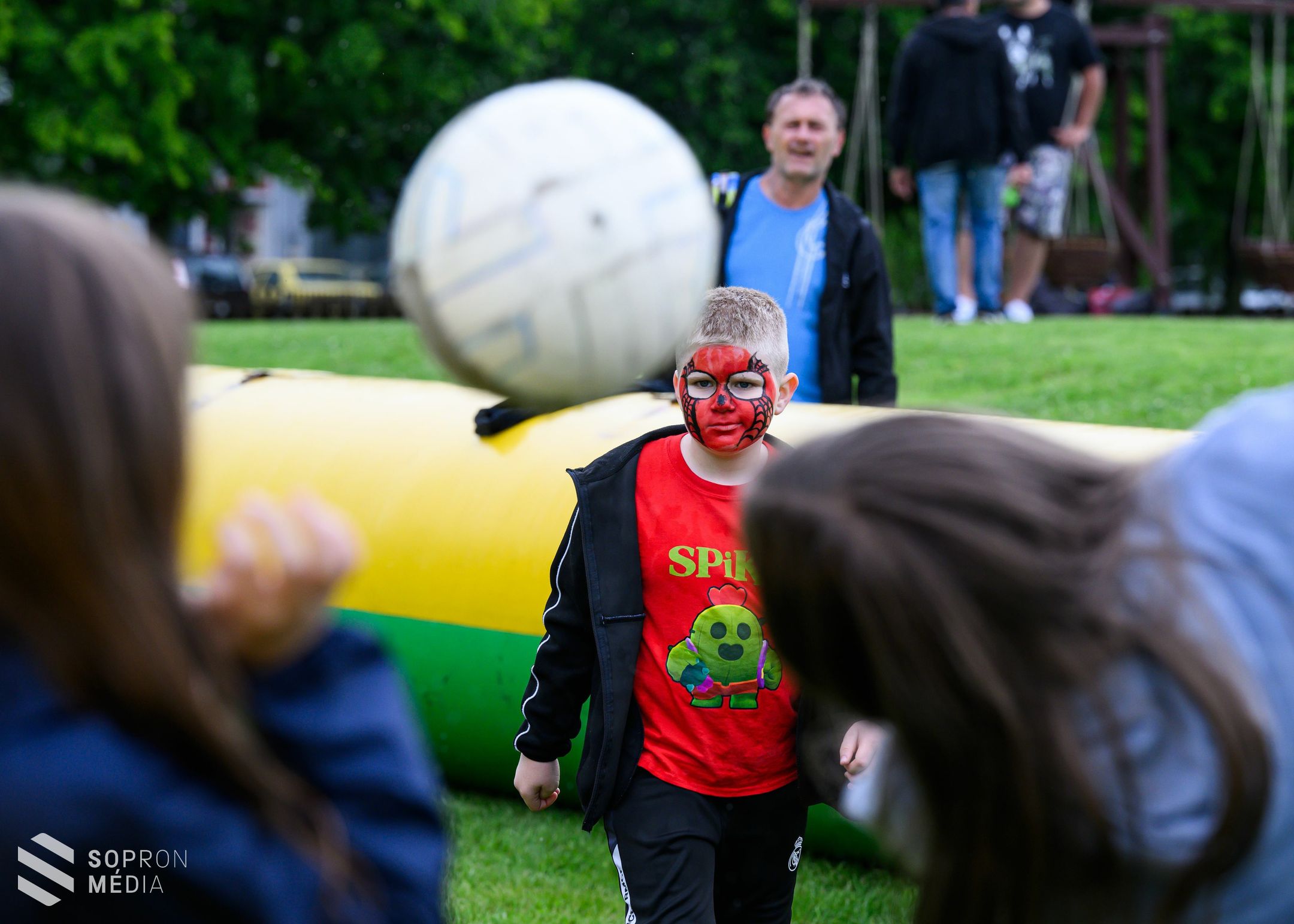 Sokszínű, tartalmas gyereknap a Jereván-lakótelepen