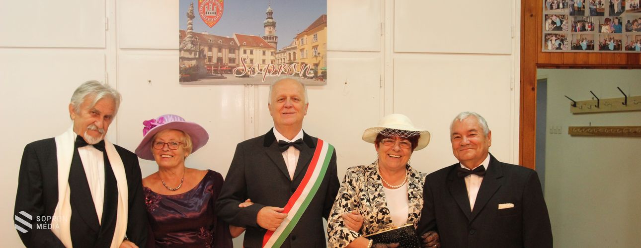 Bravúrosan szerepeltek a soproni nyugdíjasok