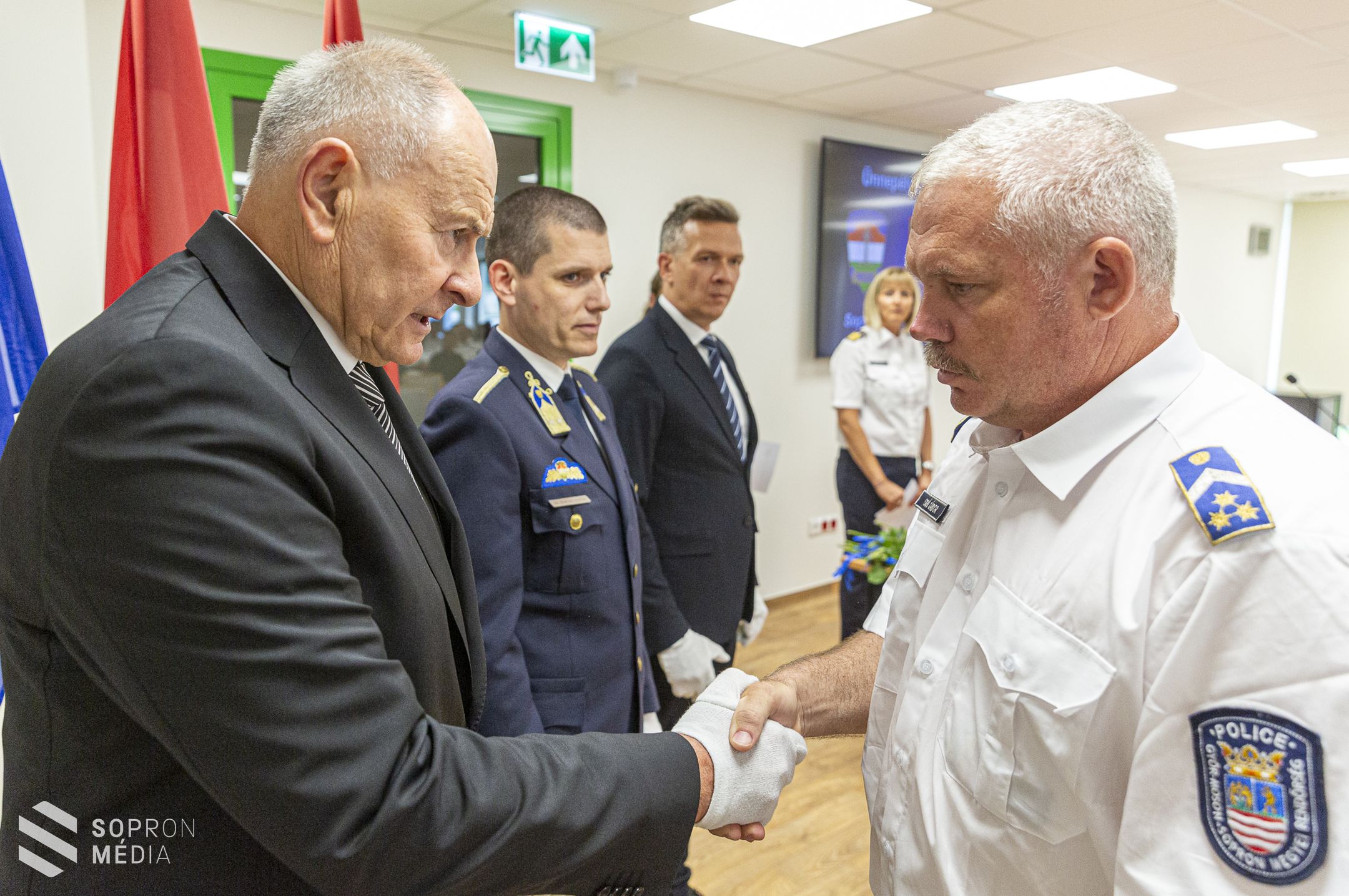 Elismerték a rendőrök munkáját