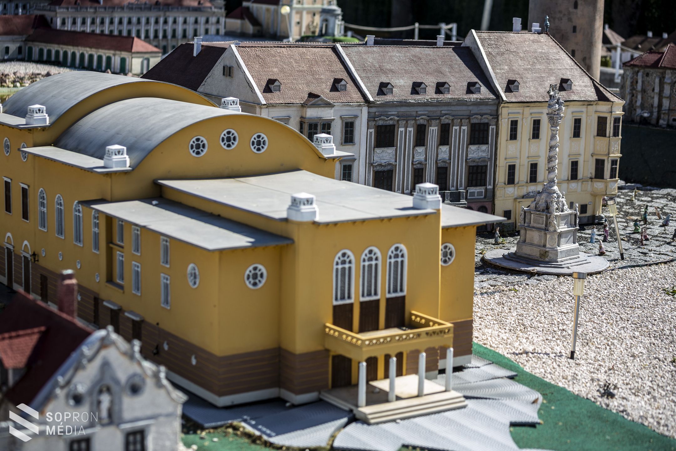 Sopron vármegye kincsei gyönyörű maketteken – GALÉRIÁVAL!
